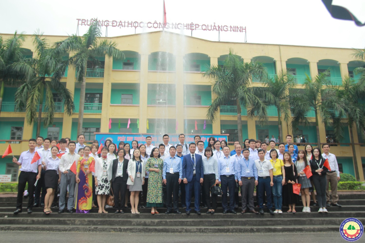 Giao lưu giữa thanh niên Quảng Tây (Trung Quốc) và trường ĐHCNQN