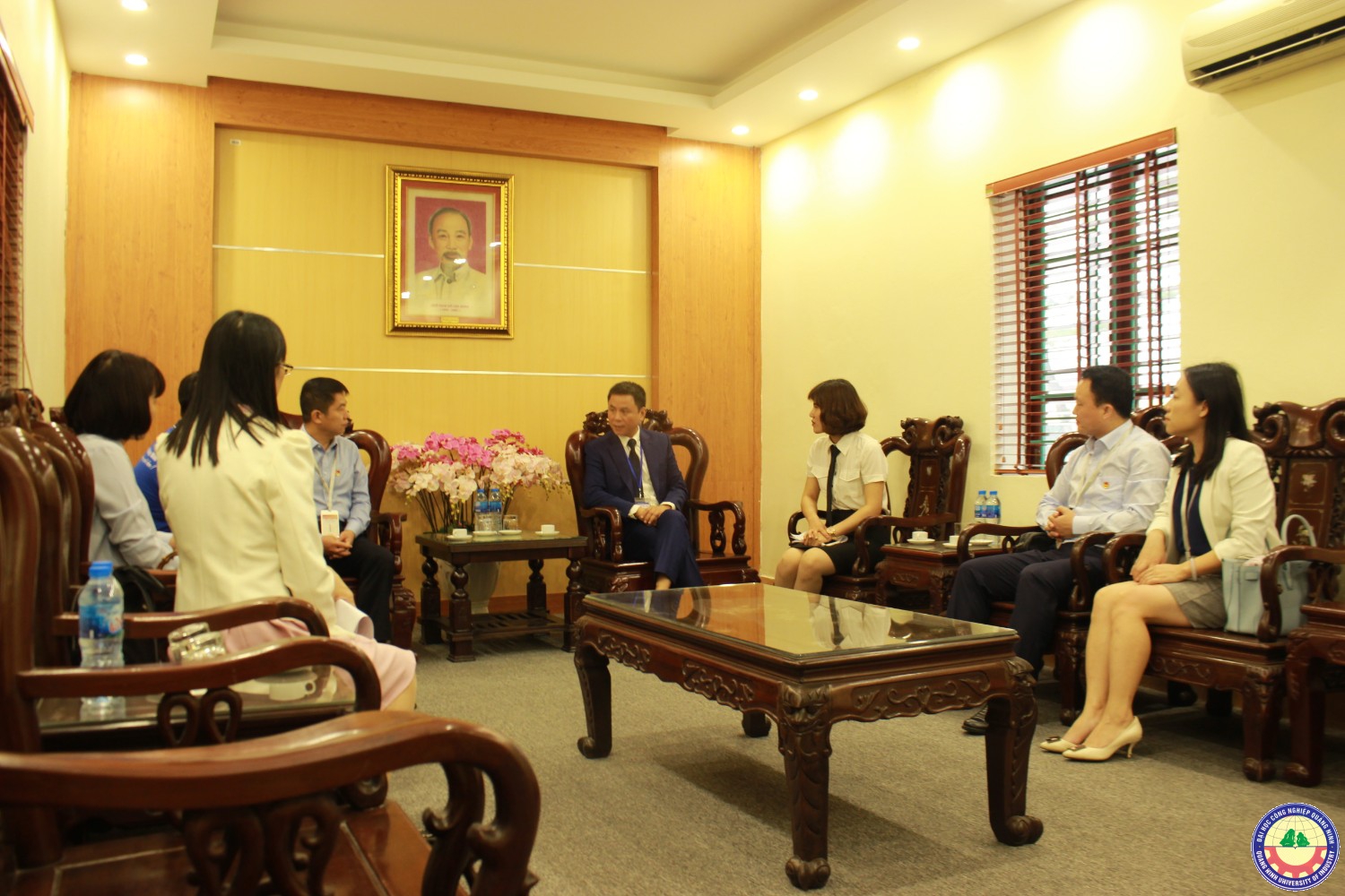 Giao lưu giữa thanh niên Quảng Tây (Trung Quốc) và trường ĐHCNQN