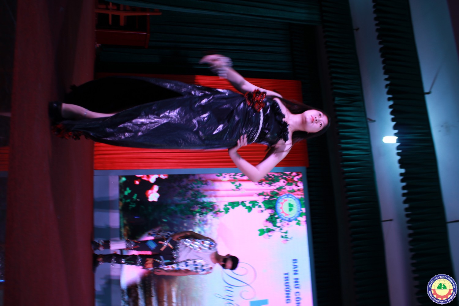 HỘI THI DUYÊN DÁNG THỜI TRANG TÁI CHẾ 2018