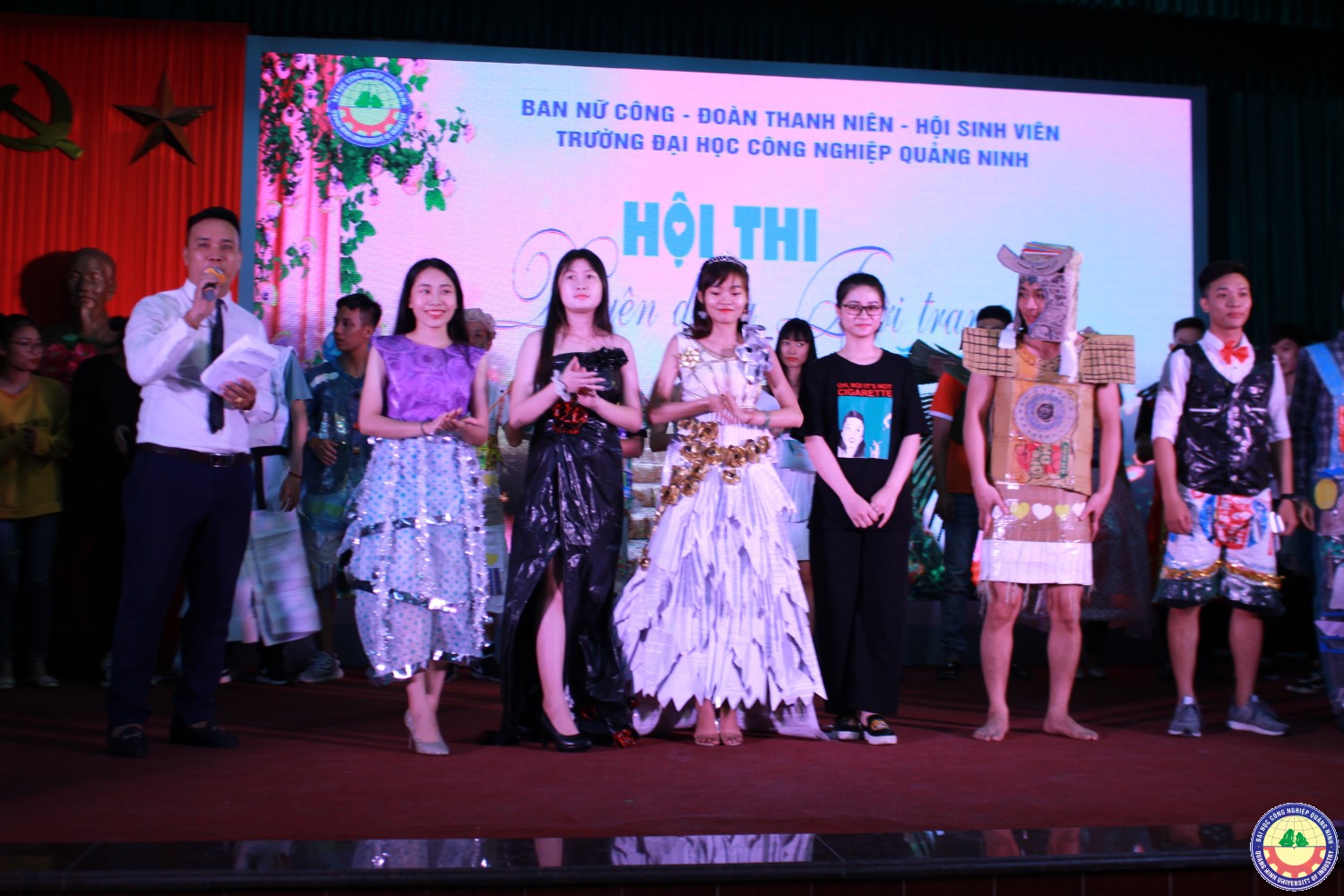 HỘI THI DUYÊN DÁNG THỜI TRANG TÁI CHẾ 2018