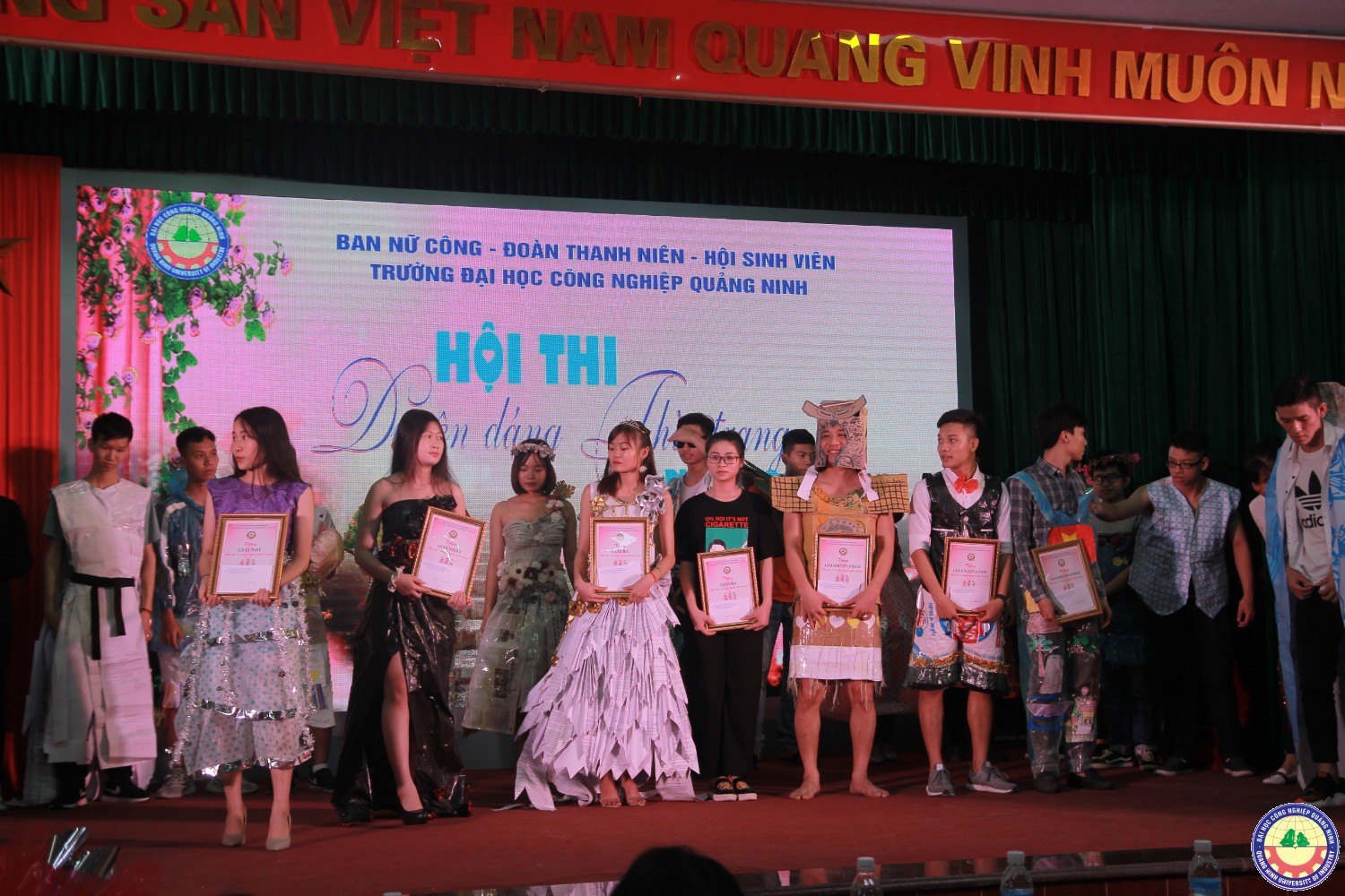 HỘI THI DUYÊN DÁNG THỜI TRANG TÁI CHẾ 2018