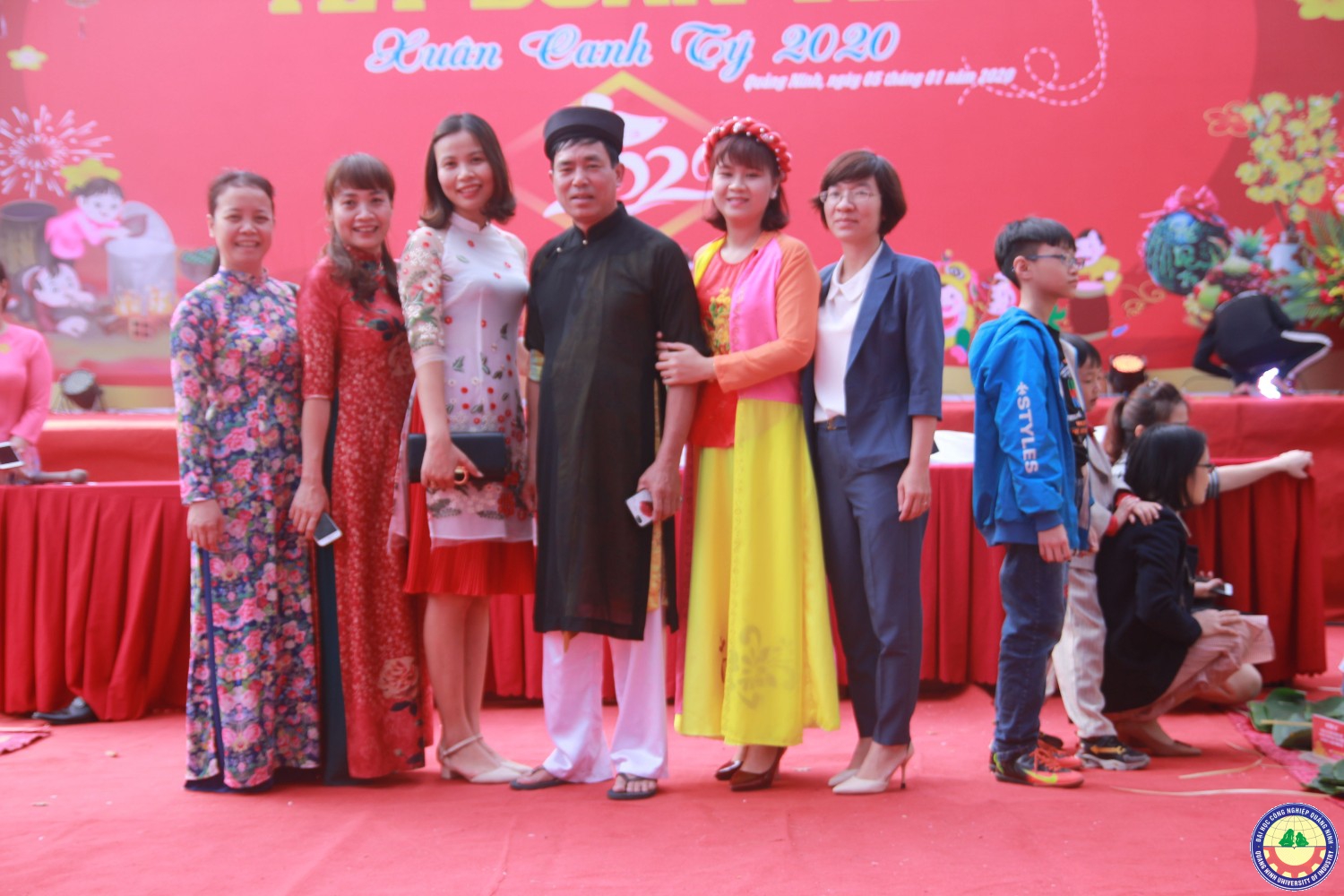 Tết đoàn viên 2020