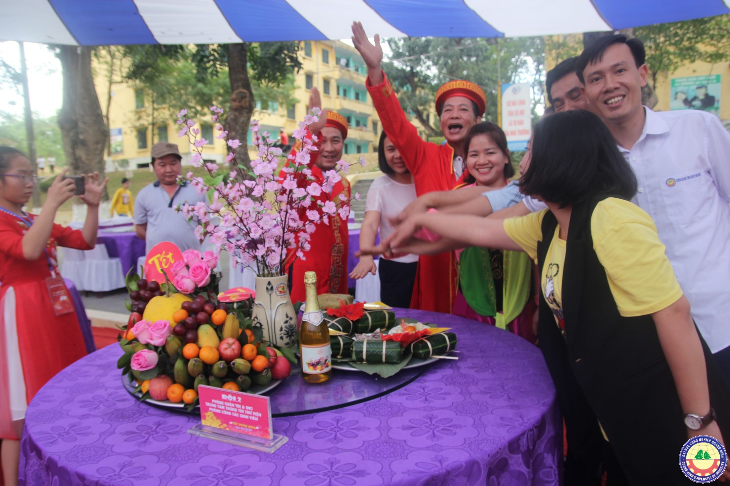 Tết đoàn viên 2020