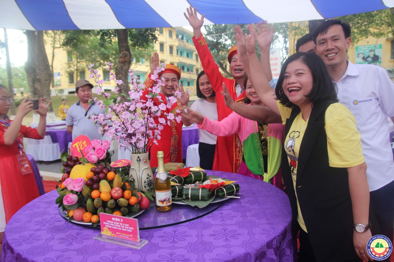 Tết đoàn viên 2020