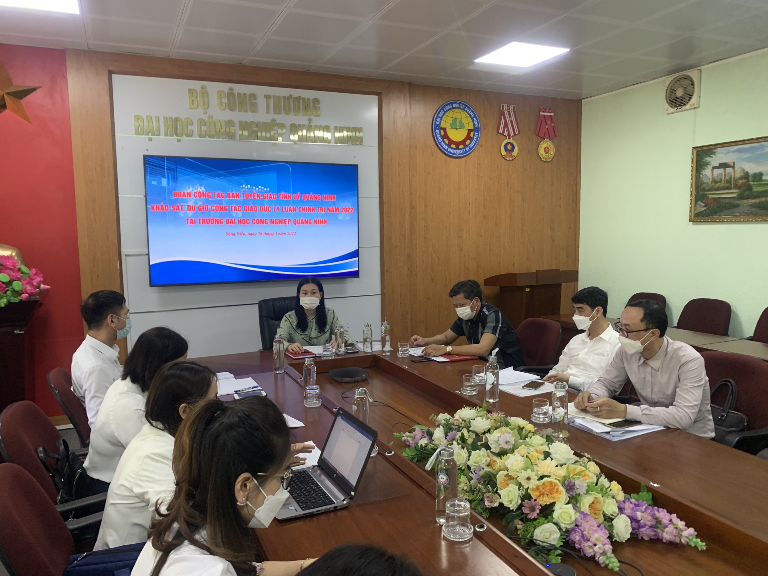 Khảo sát công tác giáo dục lý luận chính trị tại trường Đại học Công nghiệp Quảng Ninh