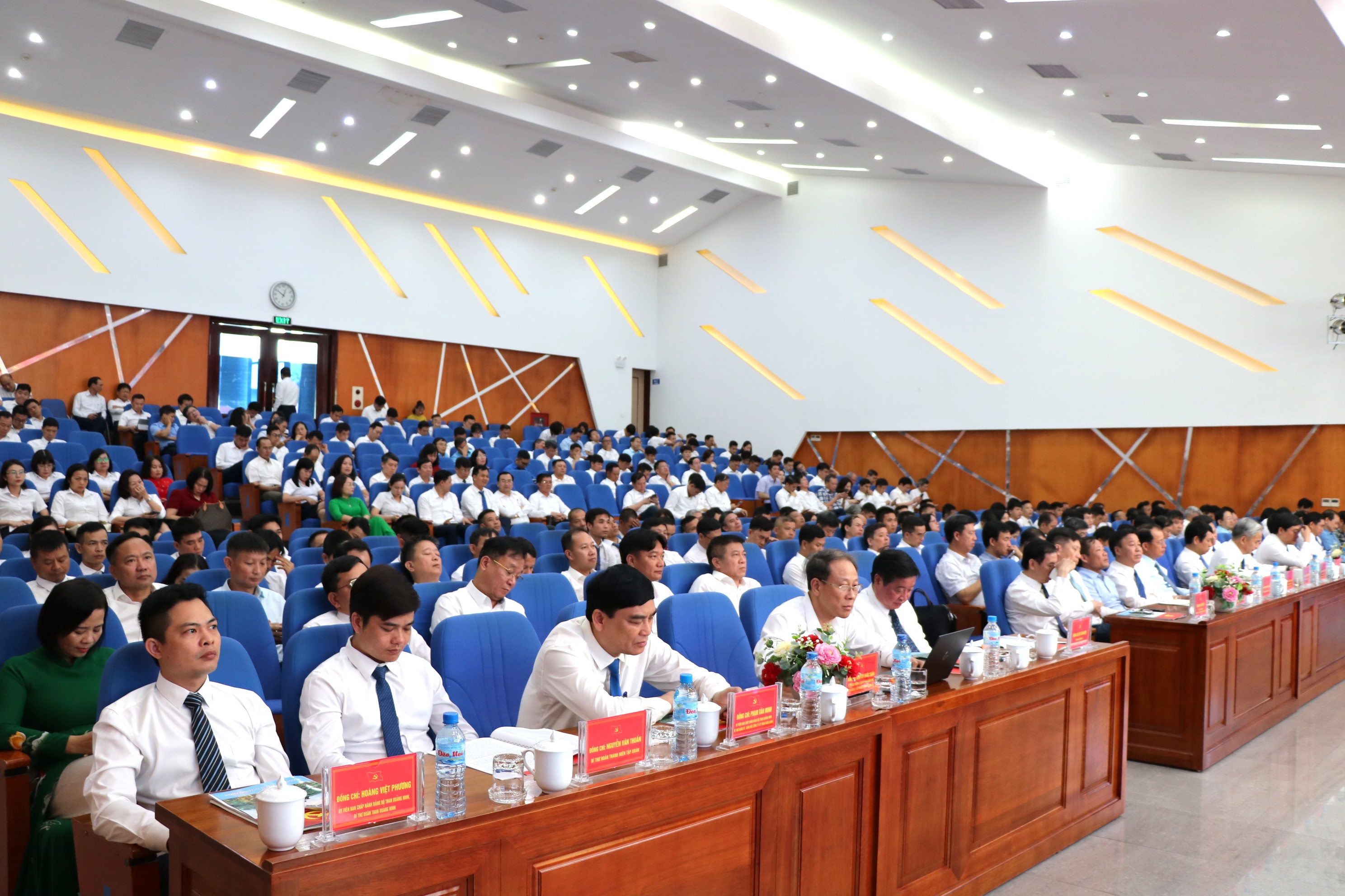 Đại biểu tham dự Hội nghị