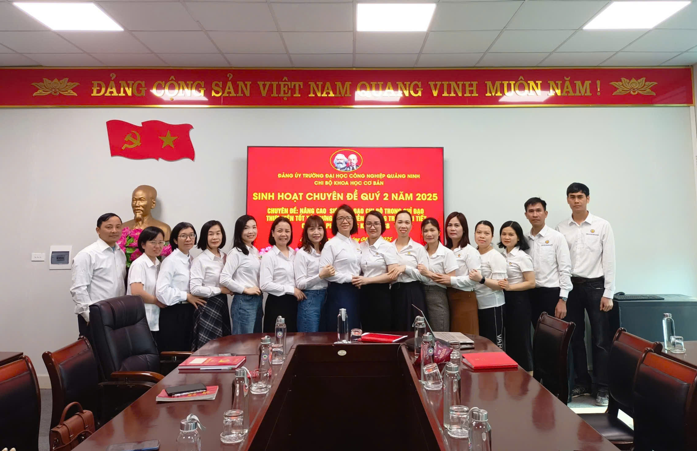 Nâng cao chất lượng sinh hoạt chi bộ tại Đảng bộ Trường Đại học Công nghiệp Quảng Ninh