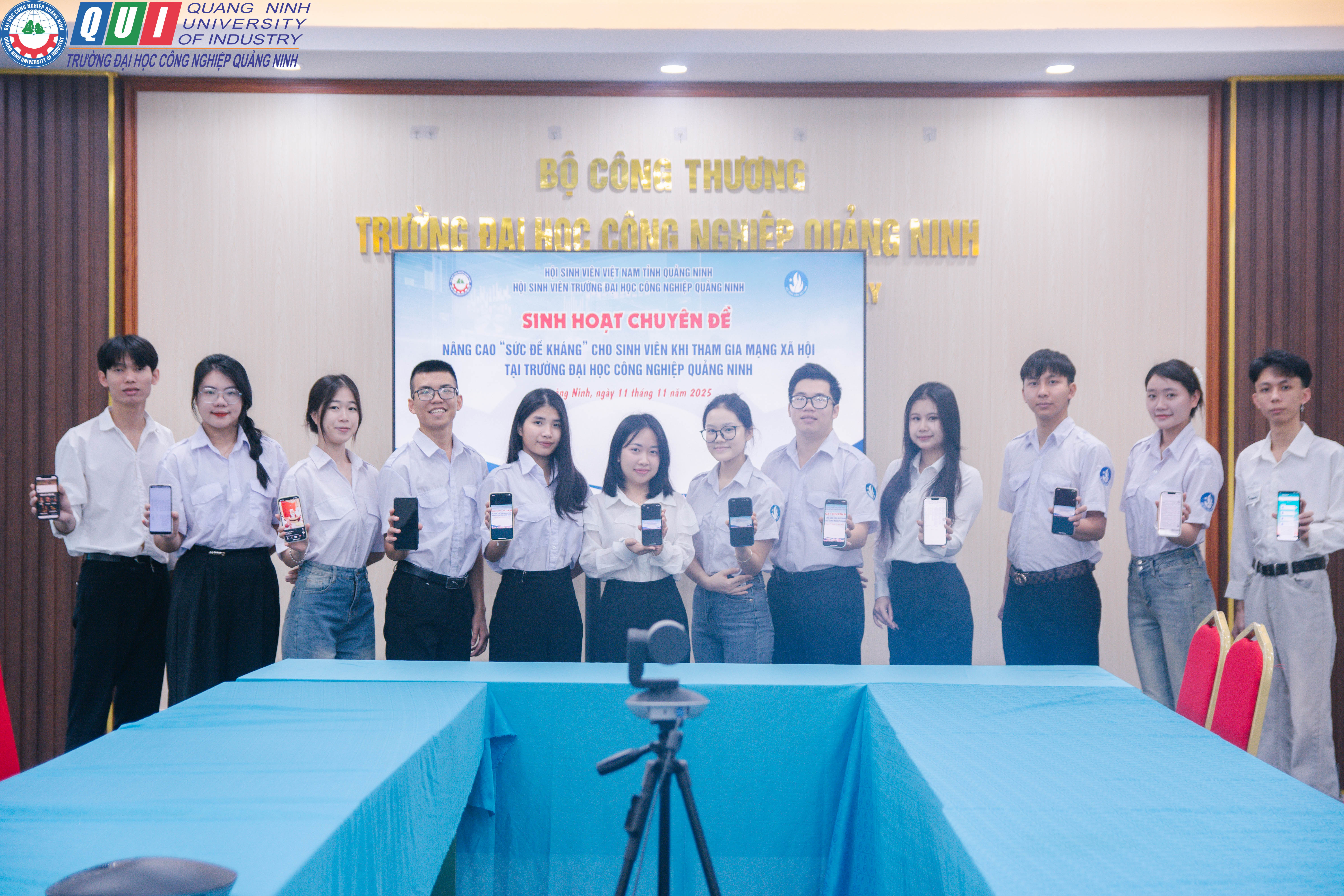 Nâng cao “sức đề kháng” cho sinh viên khi tham gia mạng xã hội  tại Trường Đại học Công nghiệp Quảng Ninh