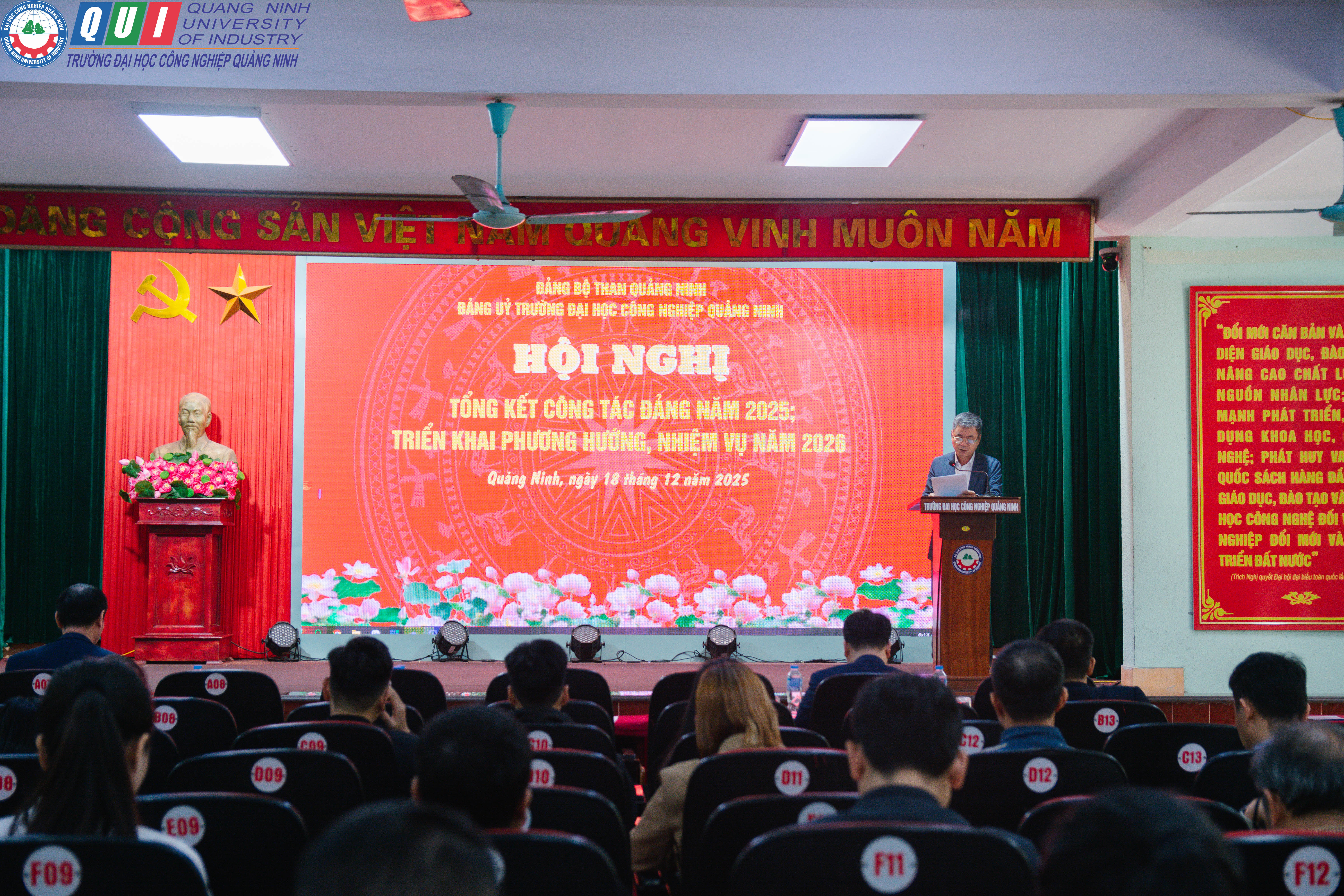 Đảng bộ Trường Đại học Công nghiệp Quảng Ninh tổ chức  Hội nghị tổng kết công tác Đảng năm 2025