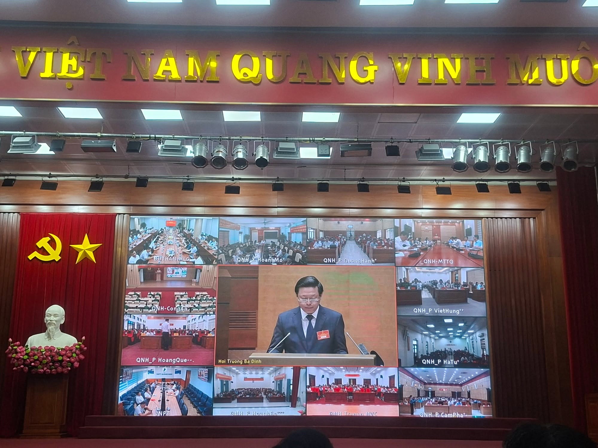 Đảng bộ Trường Đại học Công nghiệp Quảng Ninh tham dự Hội nghị toàn quốc quán triệt và triển khai thực hiện  Nghị quyết Hội nghị Trung ương 3